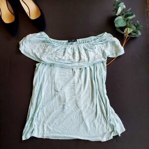Max Jeans Off Shoulder Blouse